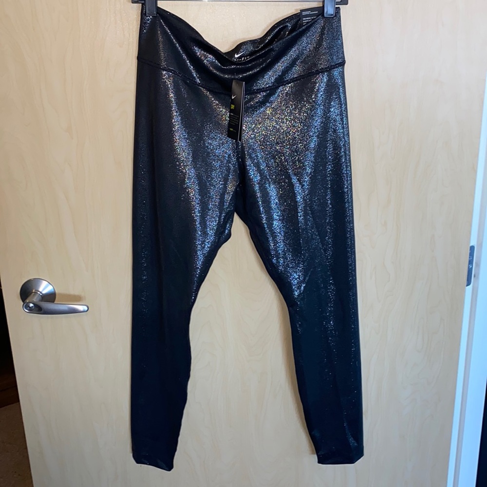 NWT Shimmer Nike leggings